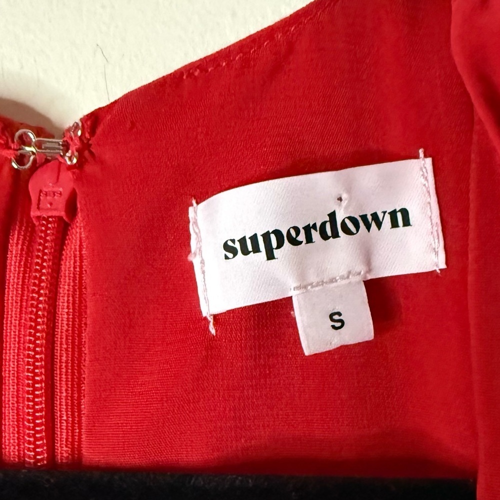 SUPERDOWN Selene Red Valentine’s Day Sexy Cut Out Longsleeve Mini Dress - Picture 4 of 8